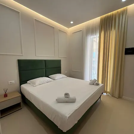 Mare Vlore ホテル Kaninë