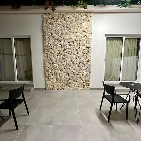 Mare Vlore Hotel Kanine